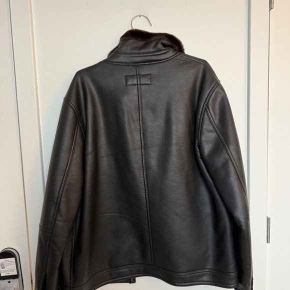 Leather jacket - Picture 5 of 5